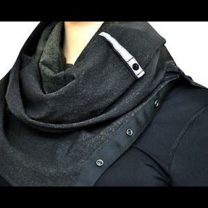 Lululemon 5-way Vinyasa scarf